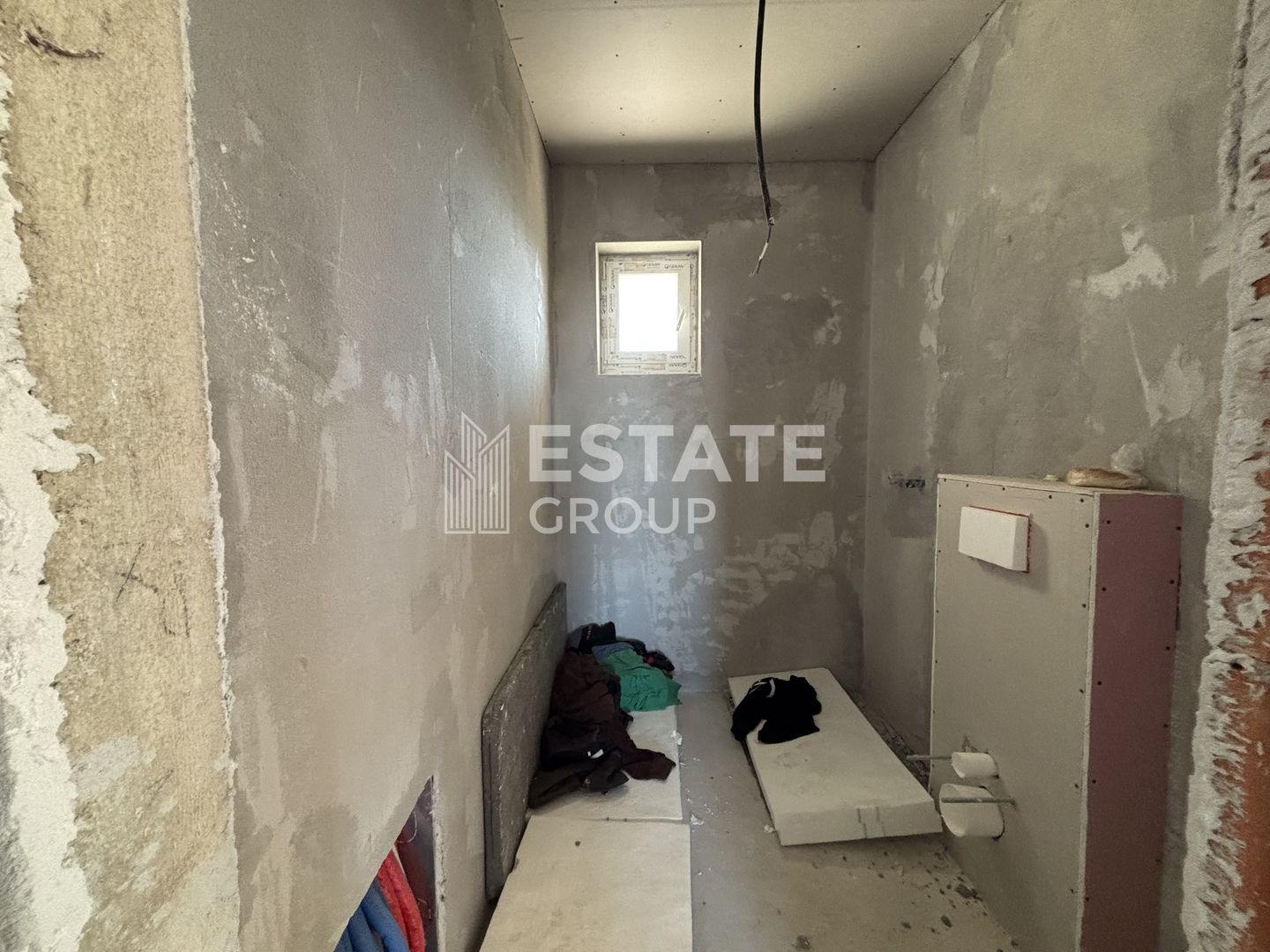 Casa individuala cu 4 camere in Mosnita Noua zona Castel - Poză 15