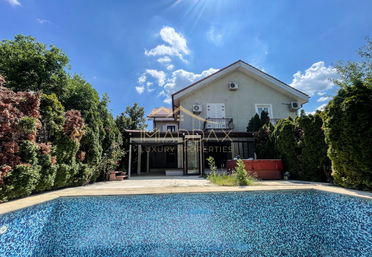 Amazing 6 Rooms Villa // Private Pool // 4 Parking Place / Erou Iancu Nicolae - Poză 1