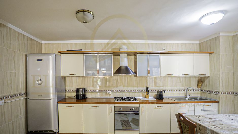 Vila 11 camere in Faleza Nord 400 mp utili, Proprietate rara - Poză 4