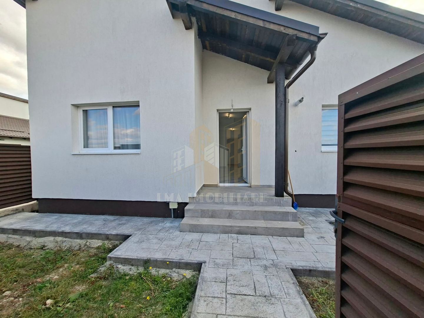 Casa individuala Sanpetru Brasov - Poză 1