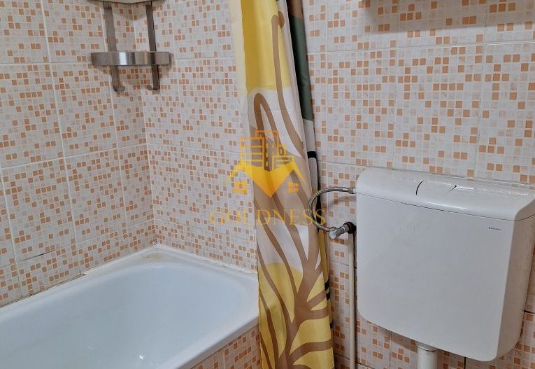 1 camera, Intre Lacuri, Iulius Mall, Aurel Vlaicu, FSEGA, - Poză 7
