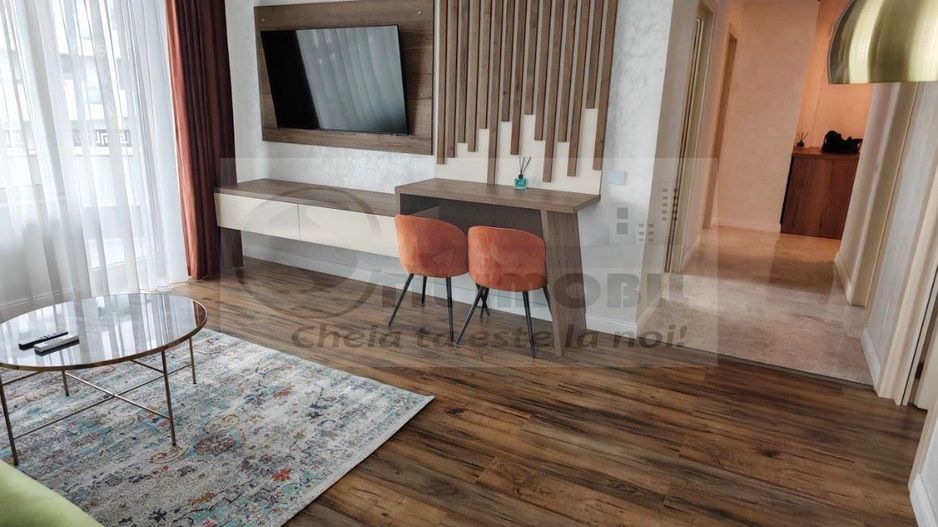 Apartament premium cu 3 camere - Complex Royal Town, Copou - 750€ - Poză 1