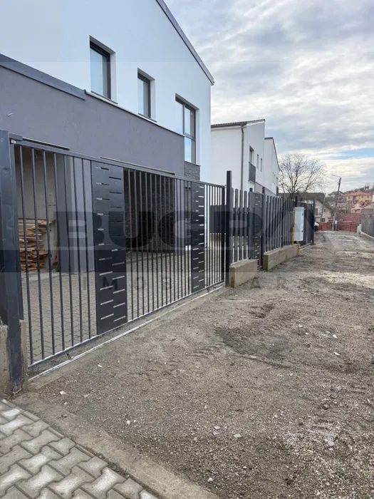 Casa cuplata, 115 mp, teren 495 mp, garaj, Dezmir - Poză 5