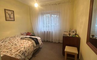 APARTAMENT 3 CAM  DECOMANDAT SF LAZAR LANGA  AMAZON LIBER - Poză 3