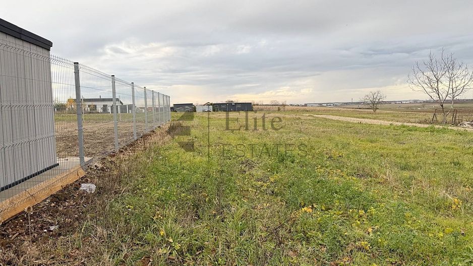 Teren intravilan de vanzare in Apateu | Dublu front - Poză 2