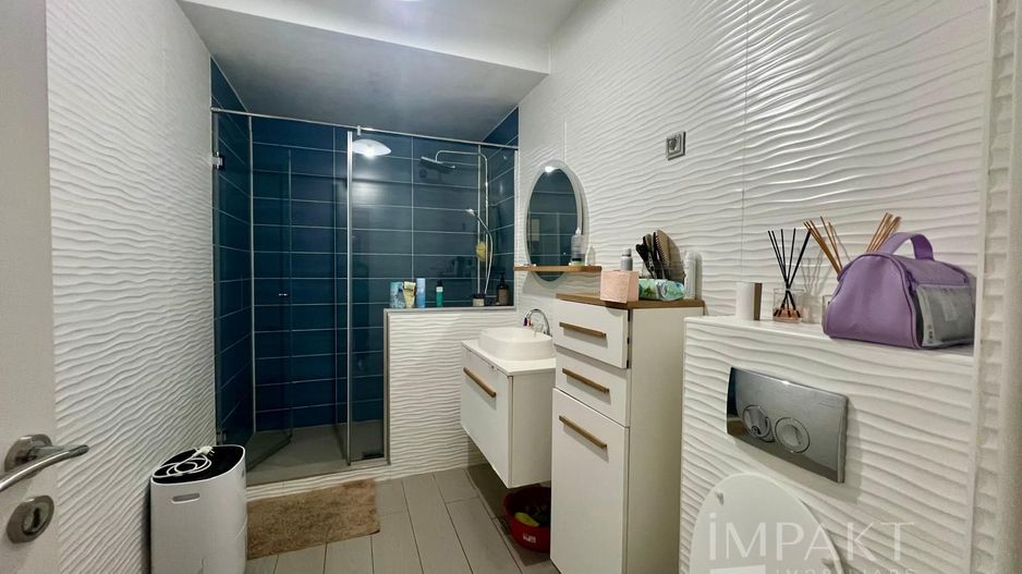 Apartament cu 3 camere zona BMW - Poză 4