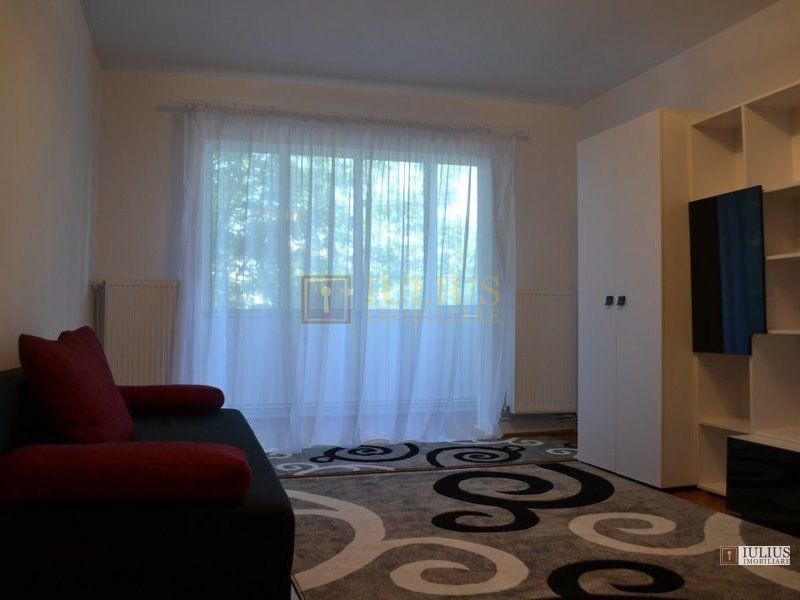 3 camere amenajat modern, cu centrala proprie(Include ctr Anaf). - Poză 2
