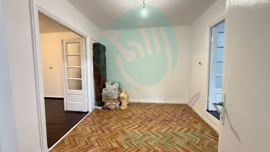 "Casa bunicii" la vanzare in zona Vatra Luminoasa - Poză 7