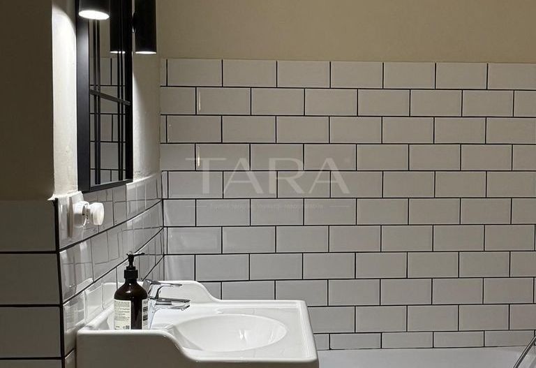 Apartament in imobil istoric, zona centrală in Cluj-Napoca, mobilat. - Poză 8