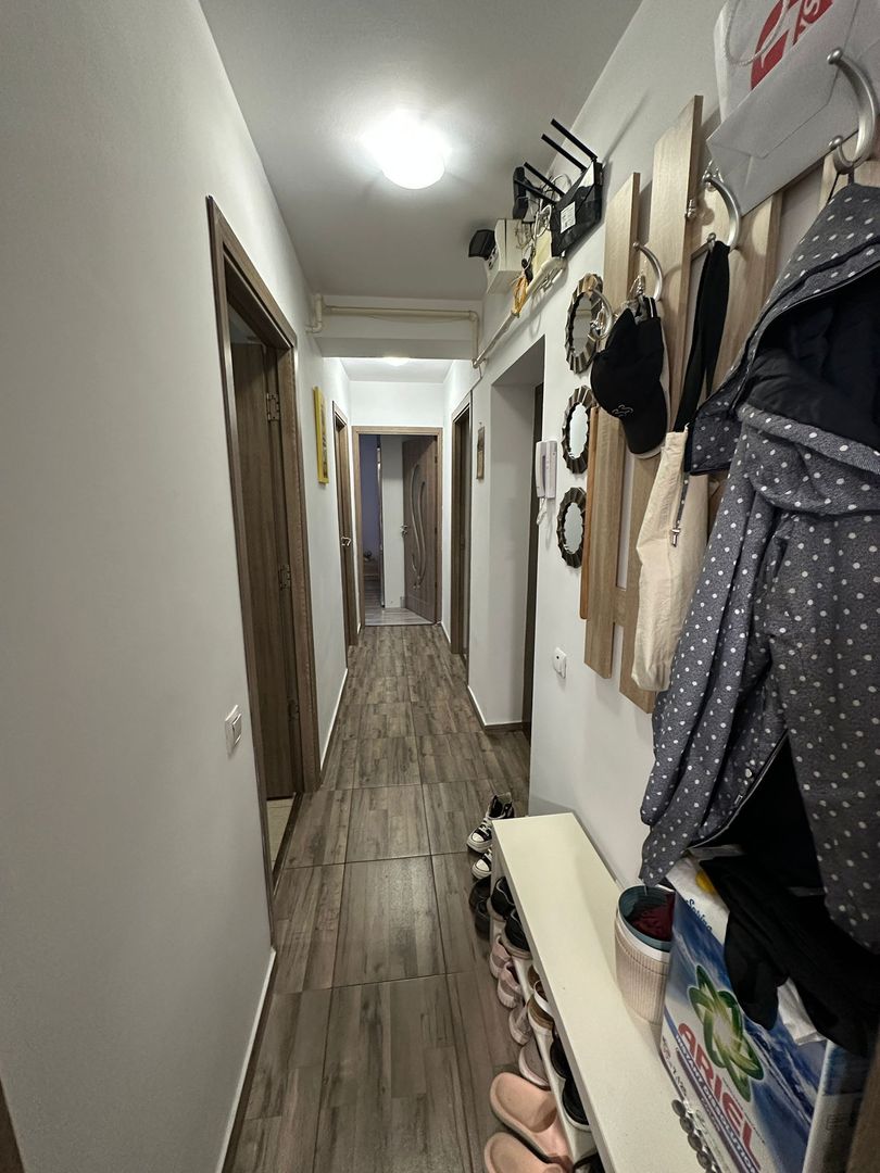 Apartament decomandat 3 Camere Turnu Magurele - Poză 7