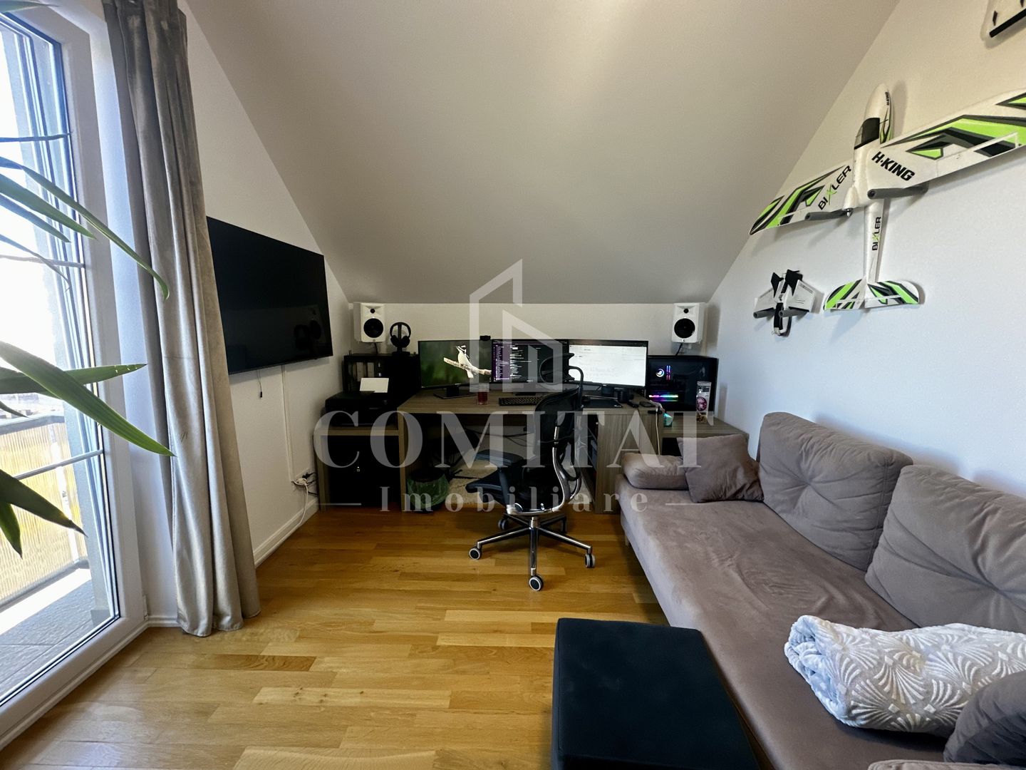 Penthouse cu scara interioară | Parcare și Boxă | Valea Chintaului - Poză 9