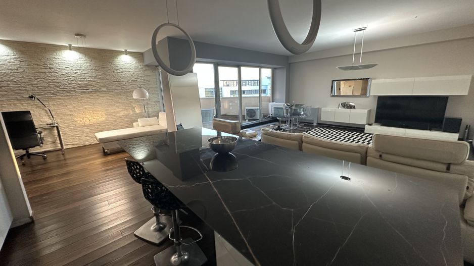 Apartament cu parcare subterana - Poză 3