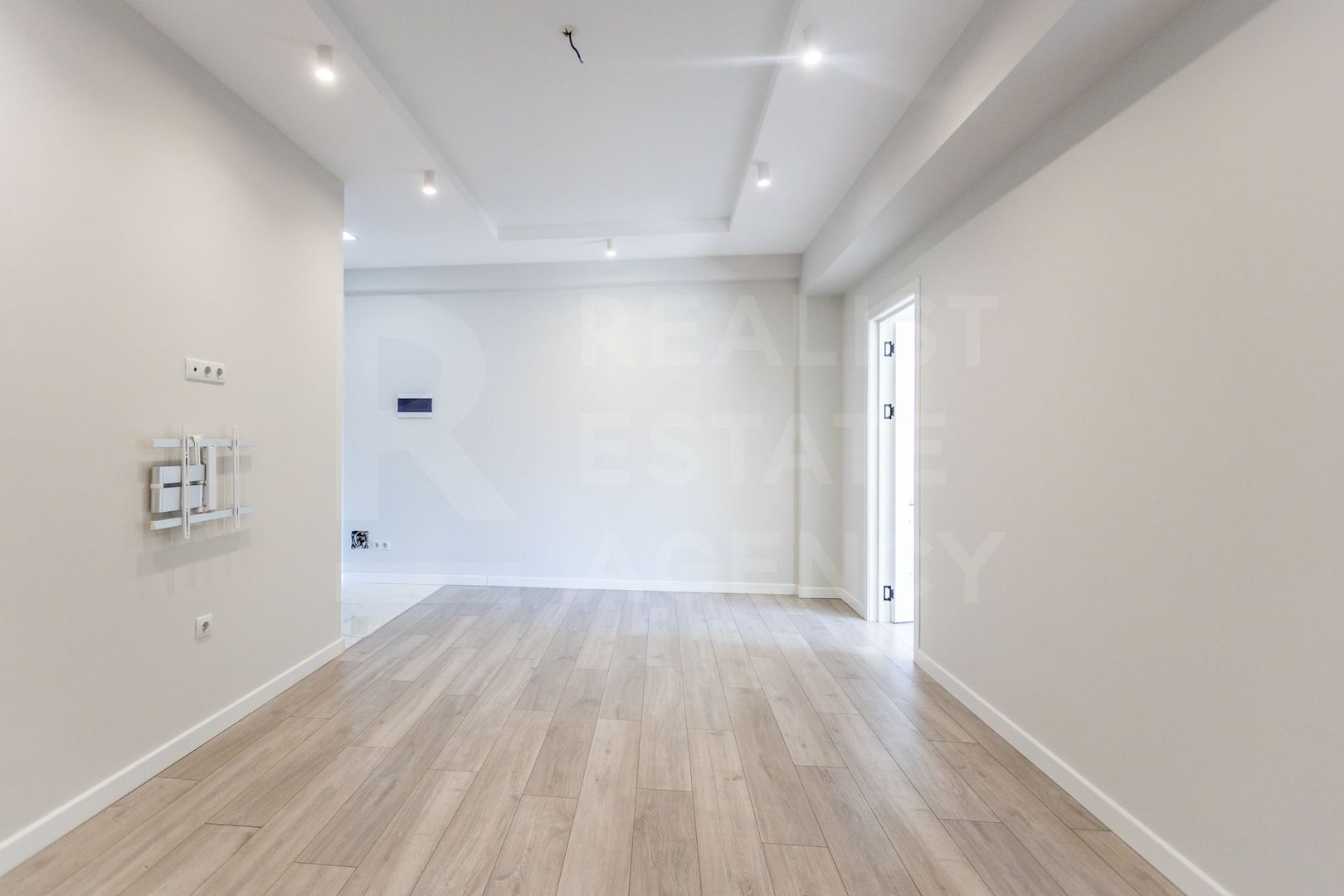 Vânzare, apartament 3 camere, 82.8 mp, str. Nicolae Dimo, Rîșcani - Poză 12