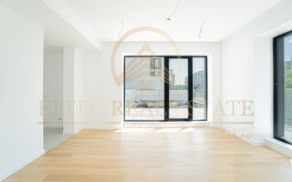 Stațiunea Mamaia - Vânzare apartament cu 2 camere, 2 bai si terasa - Poză 2