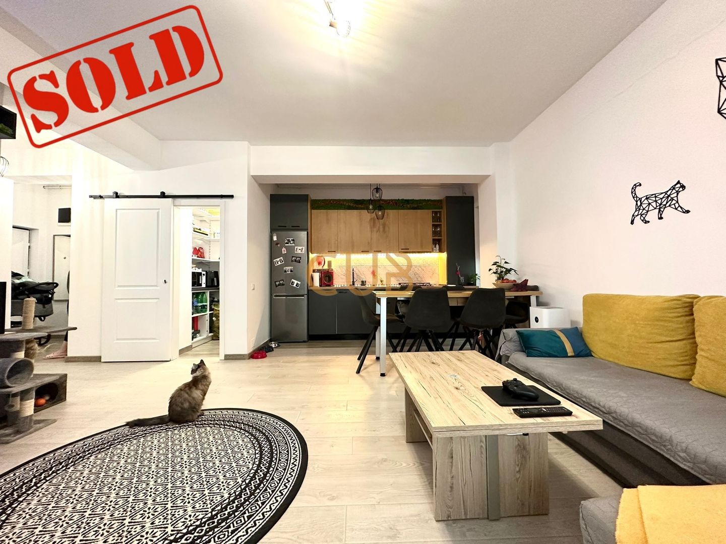 FUTURE RESIDENCE - 2cam DEOSEBIT complet mobilat+utilat| piscina,lift - Poză 1