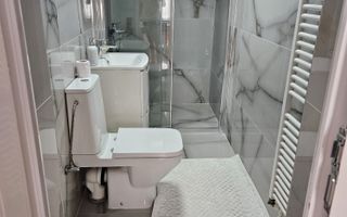 Casa renovata complet – zona Mall – - Poză 5