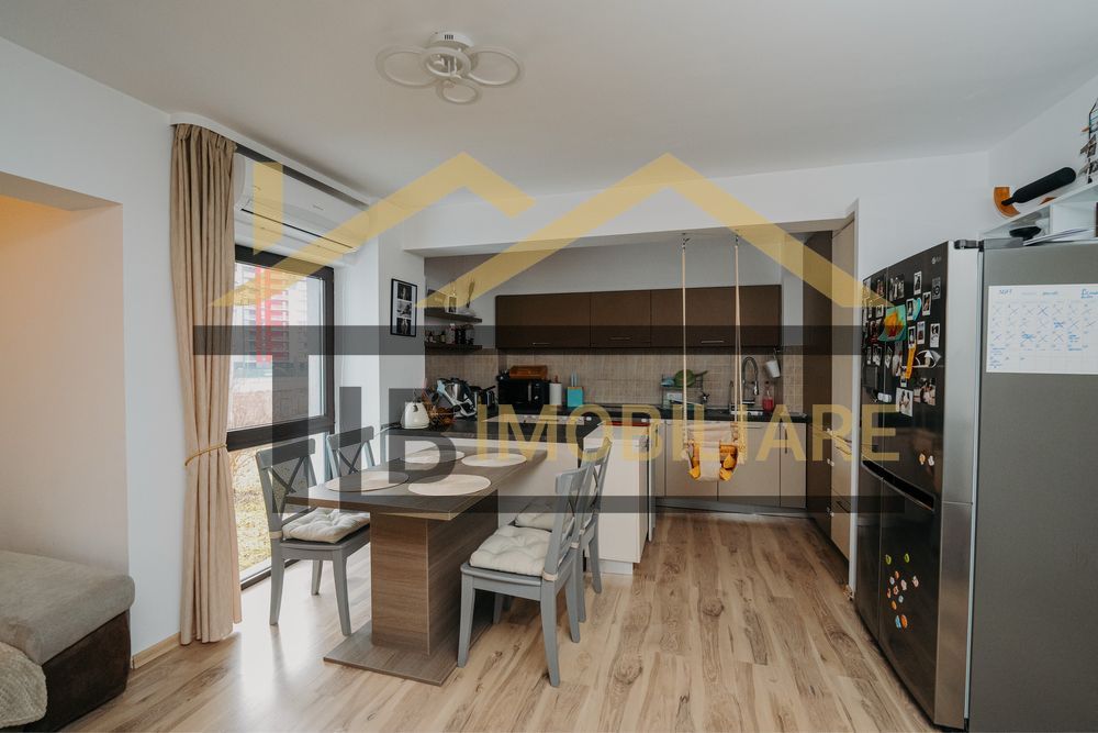 Apartament de 3 camere, 91mp, parcare, Zona Facultatea Petru Maior - Poză 3