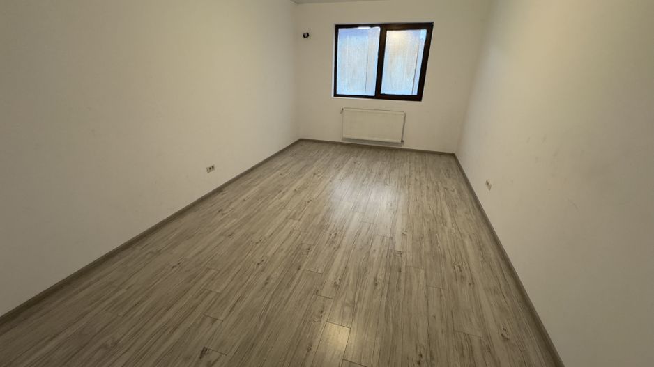AP. 2 CAMERE MARULUI, BLOC NOU, PARCARE INCLUSA, NEMOBILAT, COMIS 0% - Poză 1
