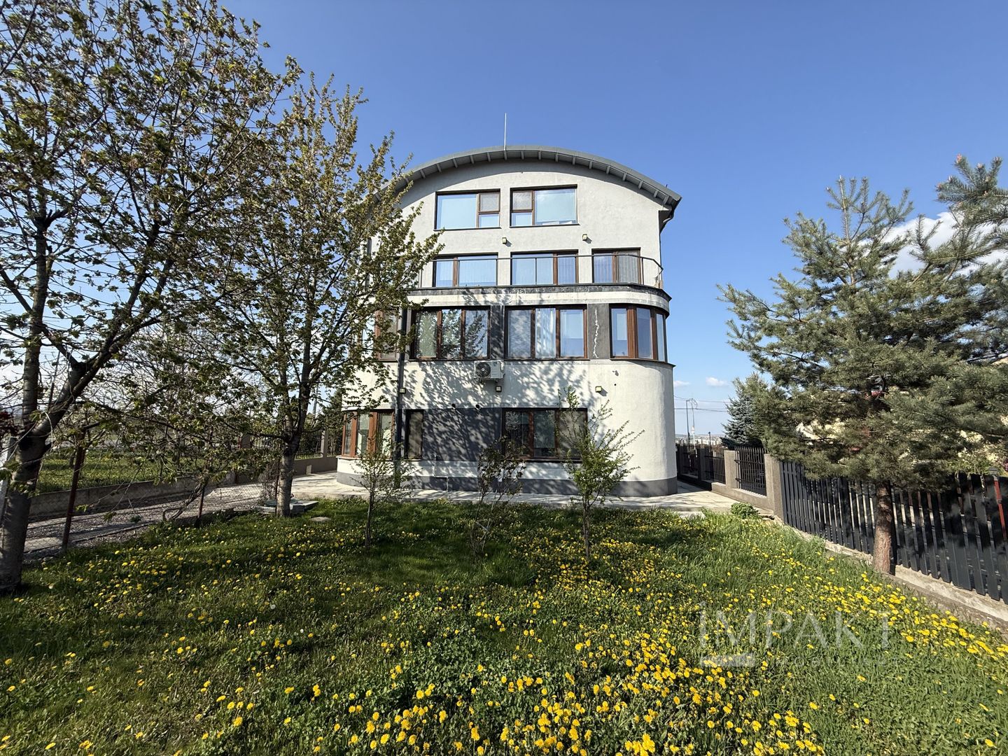 Casa ideala sediu firma in cartierul Borhanci - Poză 1
