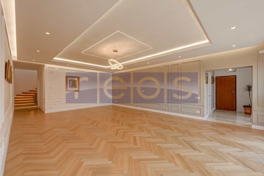 PENTHOUSE | 5 CAMERE | BORDEI - Poză 1