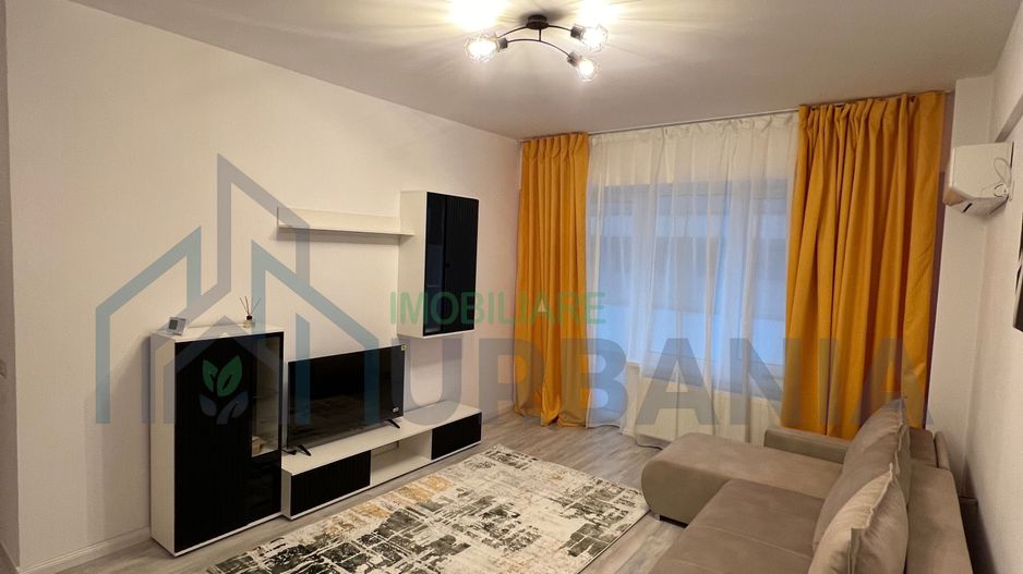 Închiriez apartament cu o cameră in zonă centrală cu loc de parcare - Poză 1