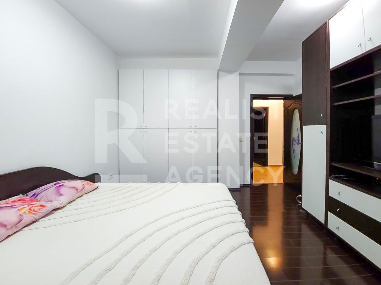 Vânzare, apartament cu 3 camere în zona Militari Residence - Poză 6