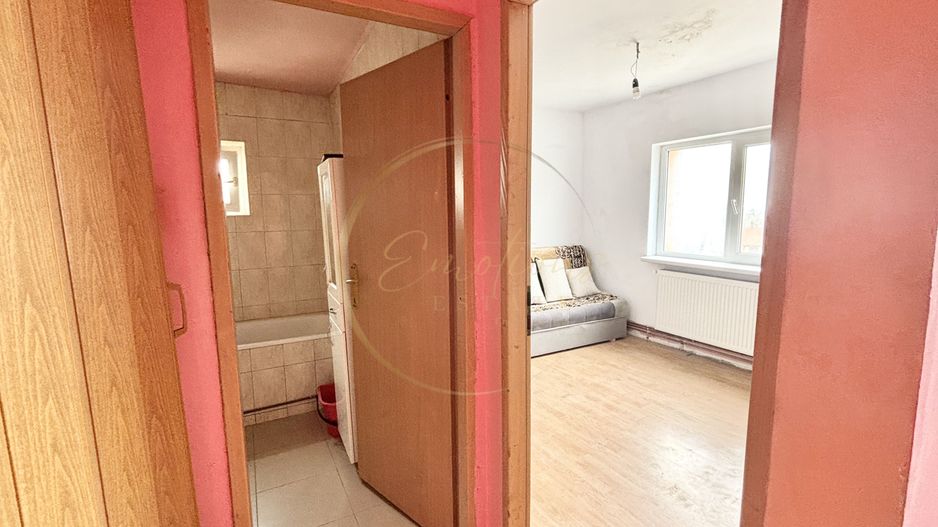 Apartament spațios 2 camere | Balcon închis | Centrală proprie | Freidorf - Poză 9