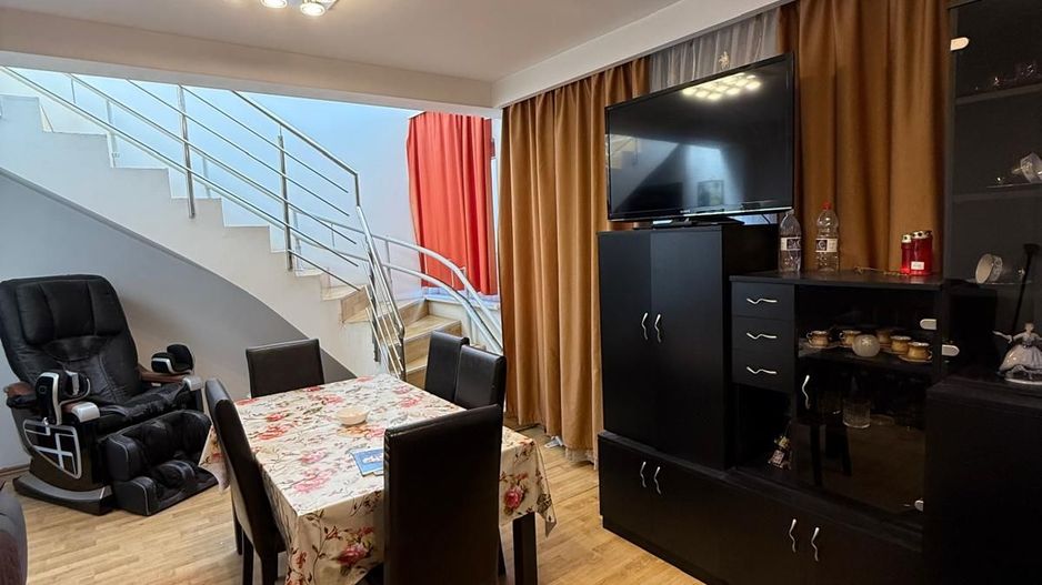Apartament in vila Tunari, Lidl - Poză 3