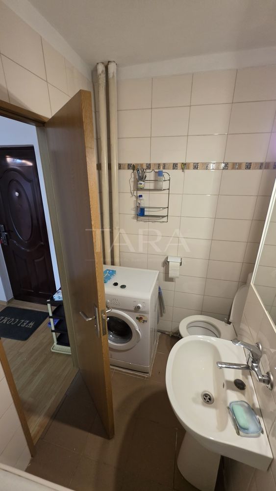 Garsonieră luminoasă, etaj 6, balcon, Mănăștur. - Poză 3