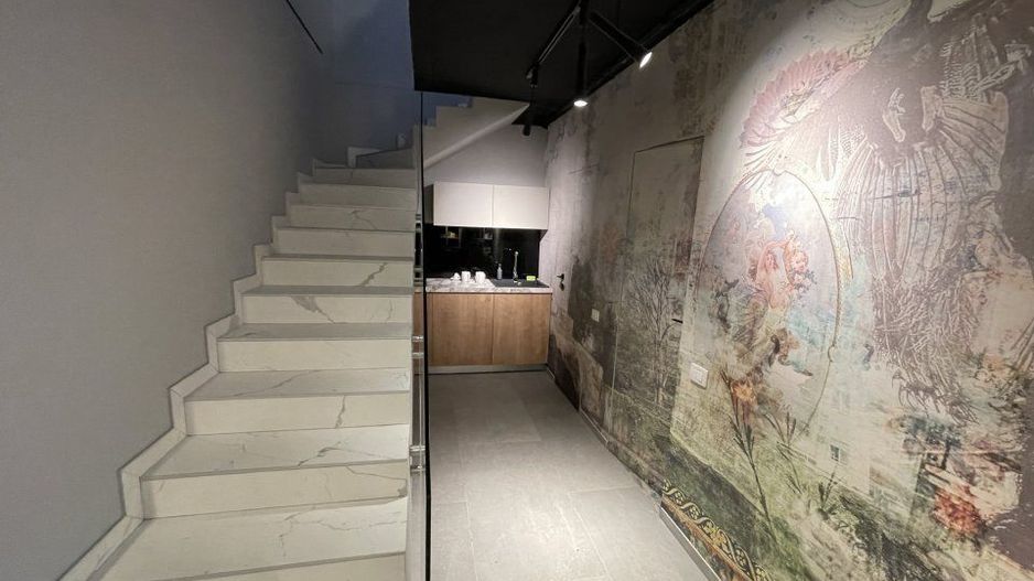 Duplex 3 camere amenajat birou/showroom, cu parcare inclusa - Poză 5