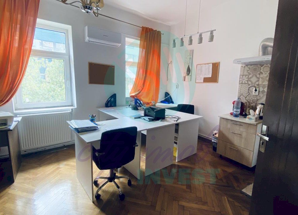 Cladire ideala pentru investitie sau birou - Poză 9