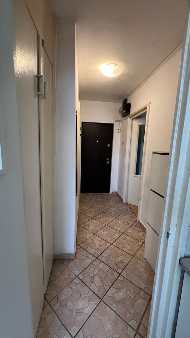 Garsoniera in bloc mixt, an 1980 zona Lujerului, Militari - Poză 12