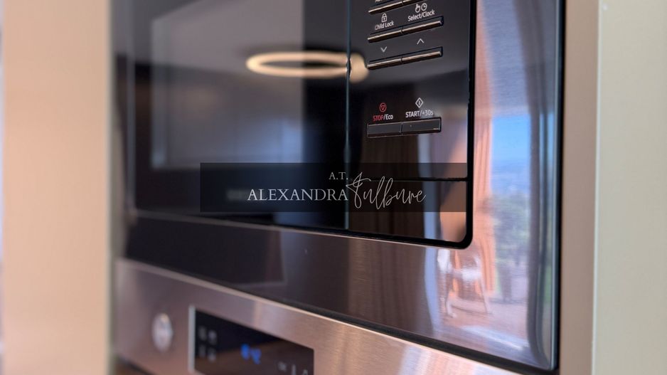 Apartament PREMIUM cu curte, terasă și lift cu acces direct în living - Poză 35