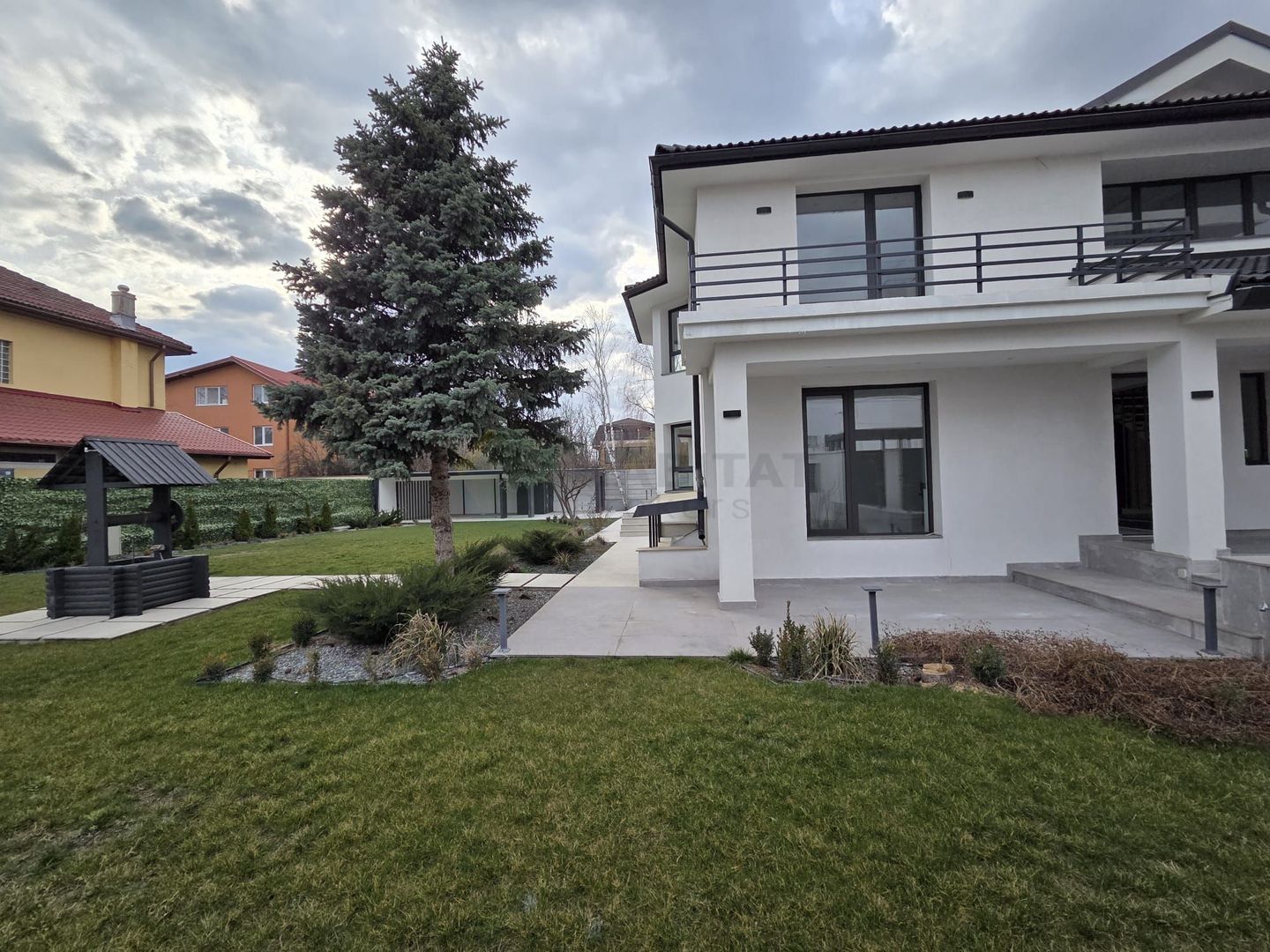 Vilă de lux în Pipera – proprietate exclusivistă, 0% comision pentru cumpărător - Poză 1