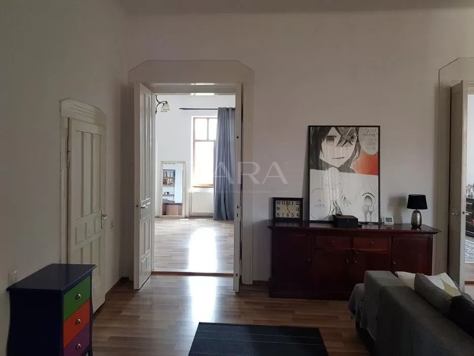 Apartament de 4 camere in zona Ultracentrala - Poză 3