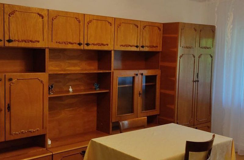 Apartament cu 2 camere decomandat -  Piata Centrala - Poză 1