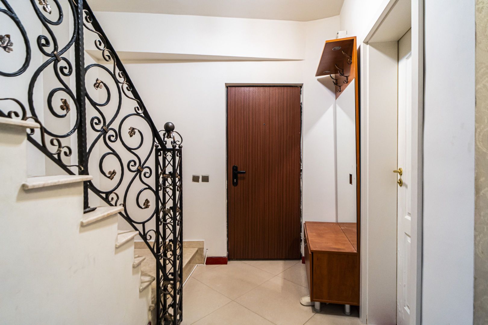 Ap. 3camere duplex, 103mp, 2 băi, centrală, metrou Râul Doamnei - Prel. Ghencea - Poză 12