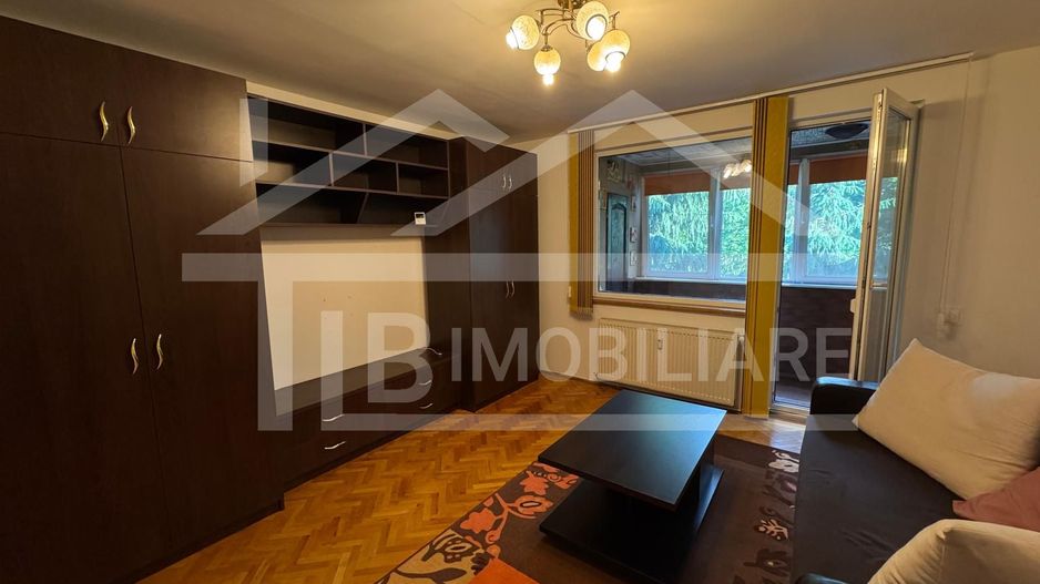 Apartament cu 2 camere, 50mp, decomandat, Zona Fortuna - Poză 1