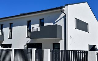 Casă tip duplex, 4 camere + pivniță, Calea Cisnădiei – COMISION 0% - Poză 1