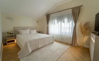 CASA INDIVIDUALA IN BERCENI 120 MP TEREN 370 MPFINISATA, MOBILAT - Poză 13