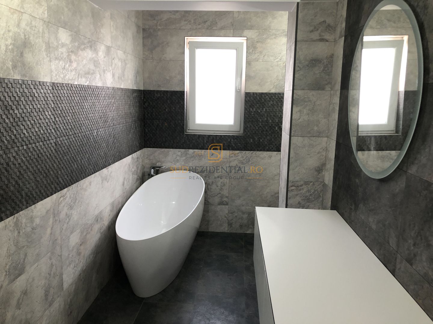 Apartament 3 camere, terasa 60 mp, 2 bai, parcare subterana inclusa - Poză 14