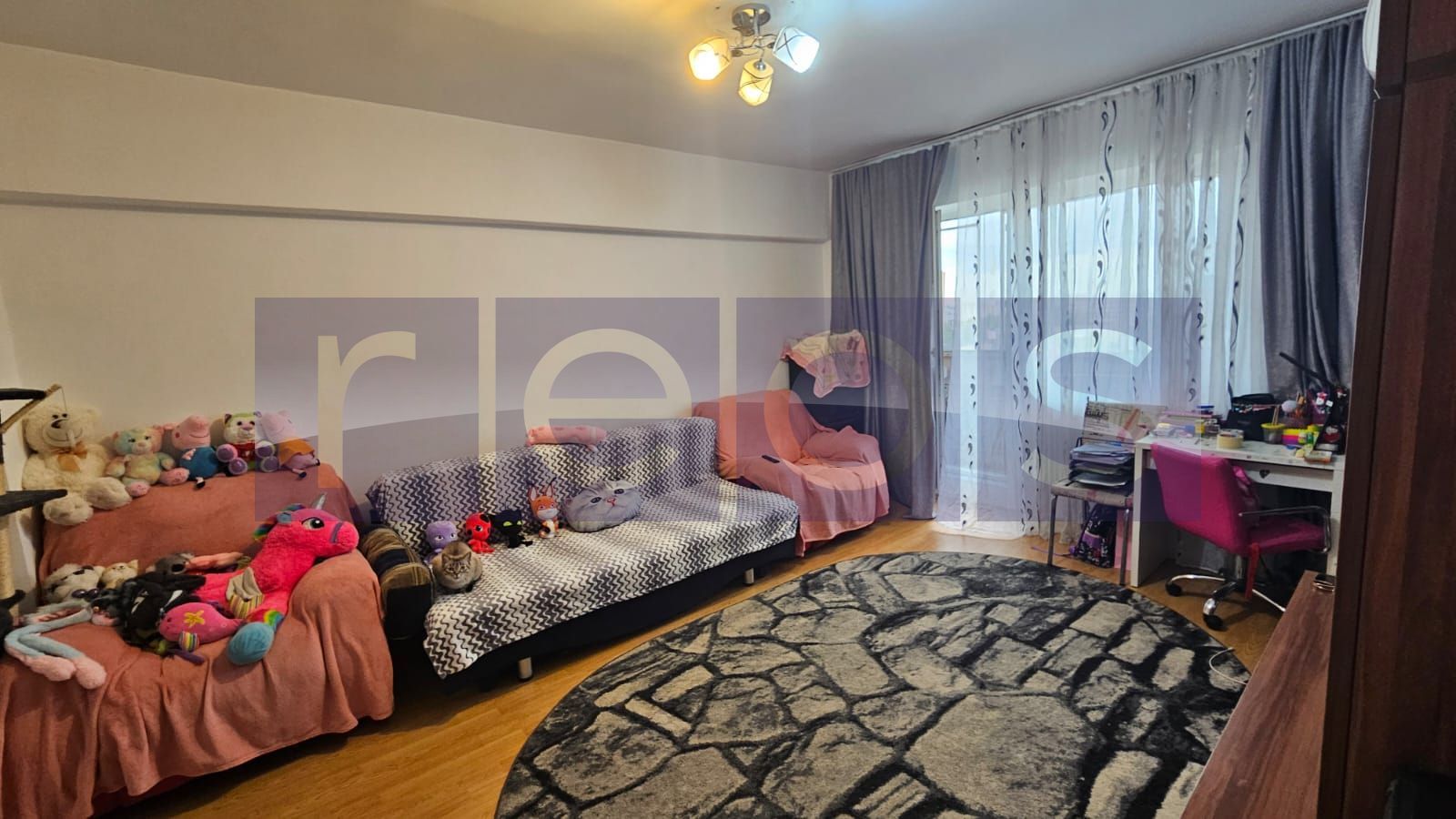 DE VANZARE AP 3 CAMERE 71 MP GHENCEA-BRASOV | SEMIDECOMANDAT | METROU - Poză 1