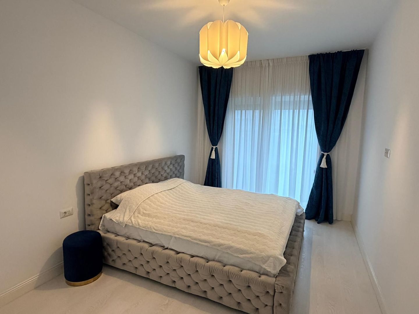 Casa deosebita cu finisaje premium si gradina privata Tunari - Poză 9