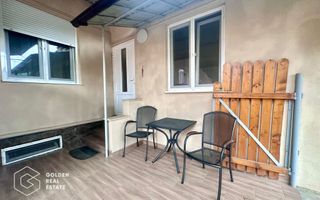 Casa centrala cu 3 camere, curte privata și gradina - Poză 17