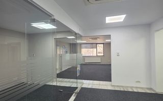 B-dul Mamaia - zona Delfinariu | Spațiu ideal pentru birou | 80mp - Poză 7