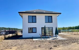 Vila exclusivista_P+1*5 Camere*Teren 704 mp*Langa Padure//Balotesti