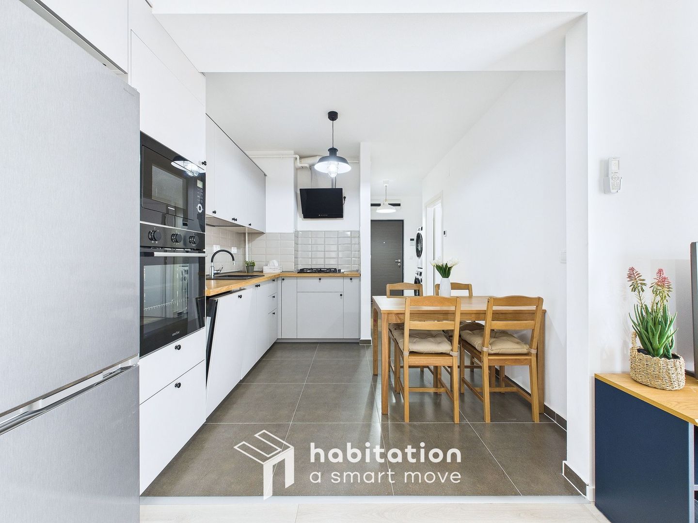 Apartament elegant si vibrant, vedere panoramicǎ ,zona Lipovei- Padure - Poză 7