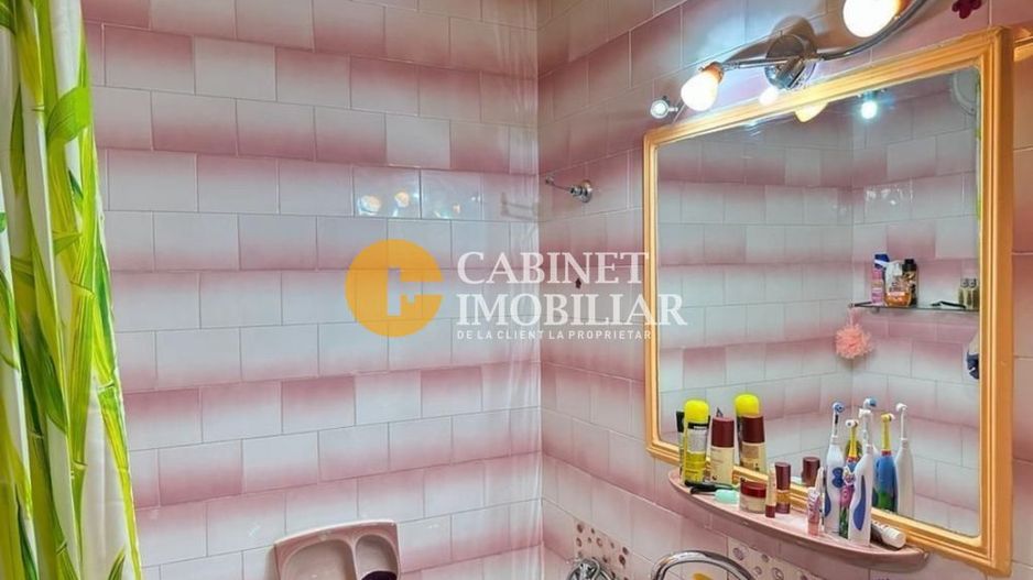 Tatarasi 4 camere etaj 3/4 - 90mp - mobilat - GARAJ - Poză 6