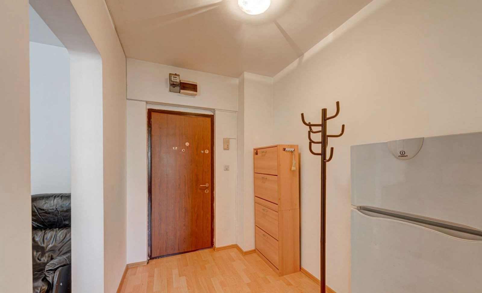 Închiriere 2 camere | etaj 2 | metrou  Drumul Taberei - Poză 5