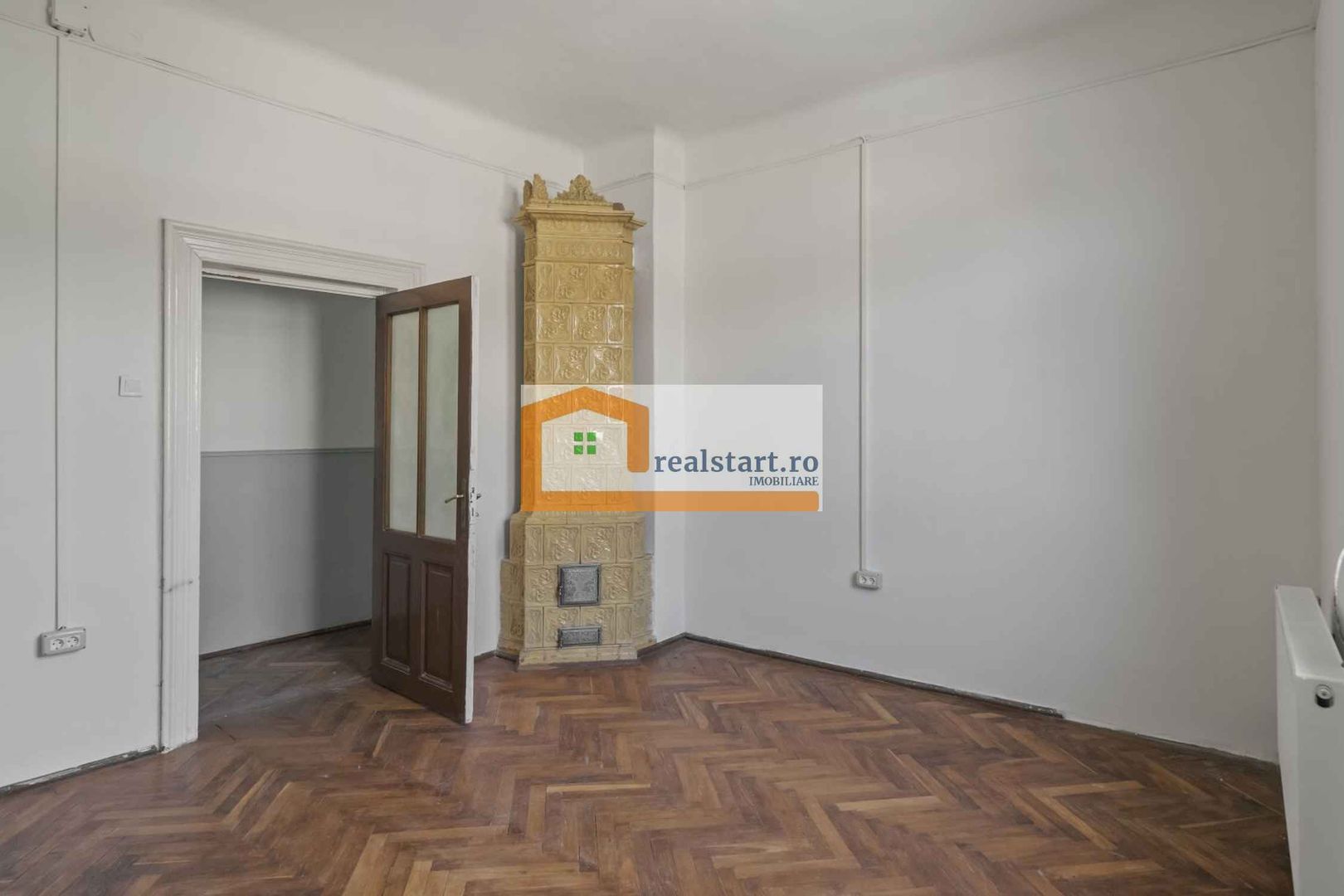 Cartierul Evreiesc, S+P+E+Pod, curte libera 300mp, ideal cabinete, birouri - Poză 19